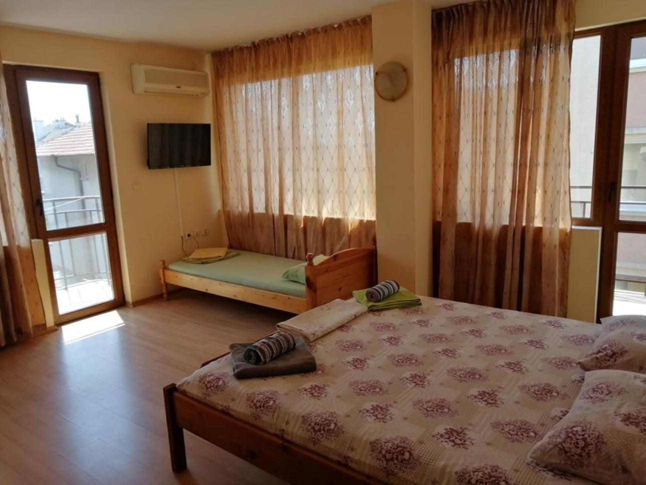 Guest House Zora - Sarafovo Burgas Extérieur photo