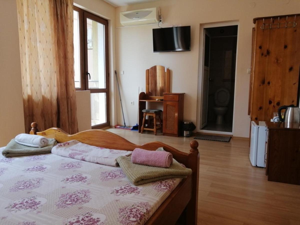 Guest House Zora - Sarafovo Burgas Extérieur photo