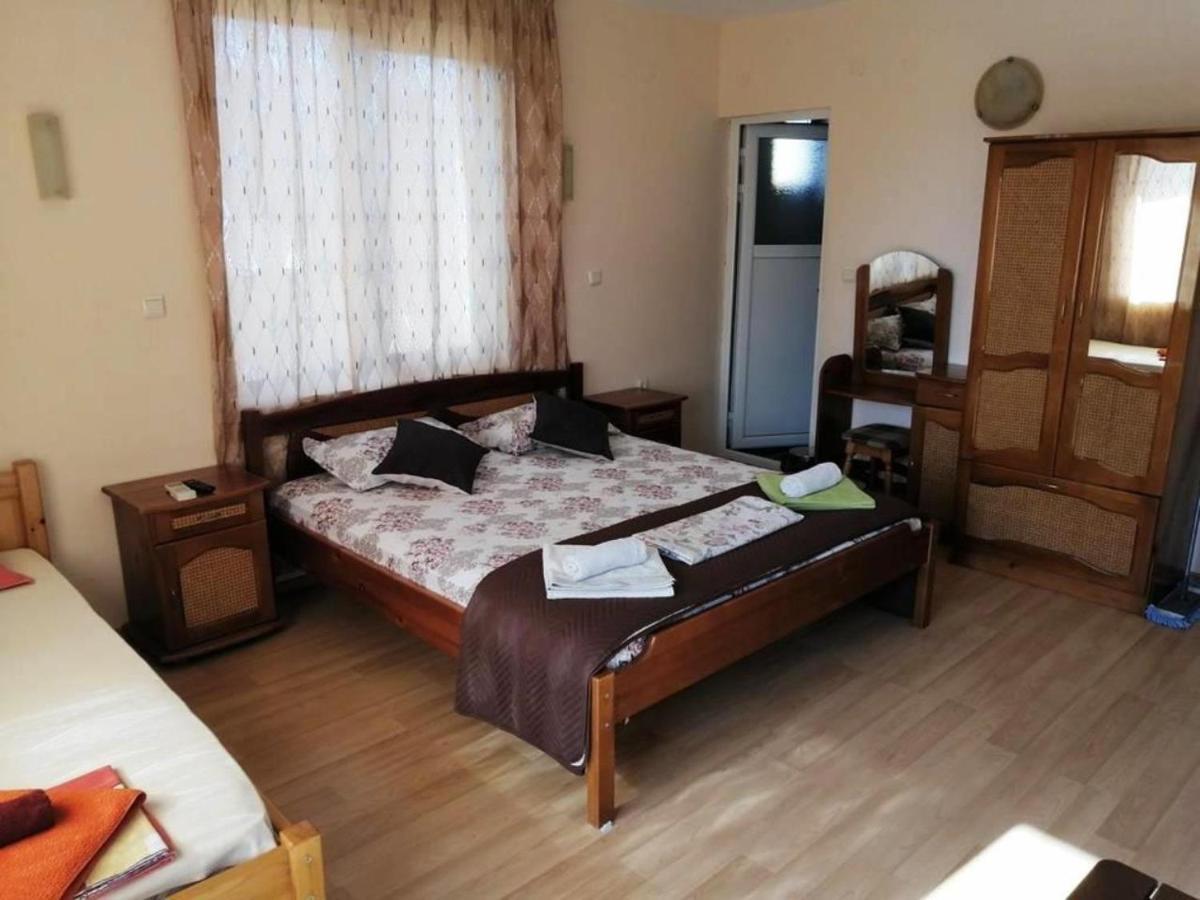 Guest House Zora - Sarafovo Burgas Extérieur photo