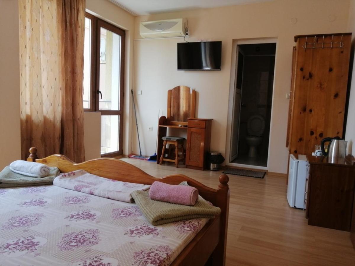 Guest House Zora - Sarafovo Burgas Extérieur photo