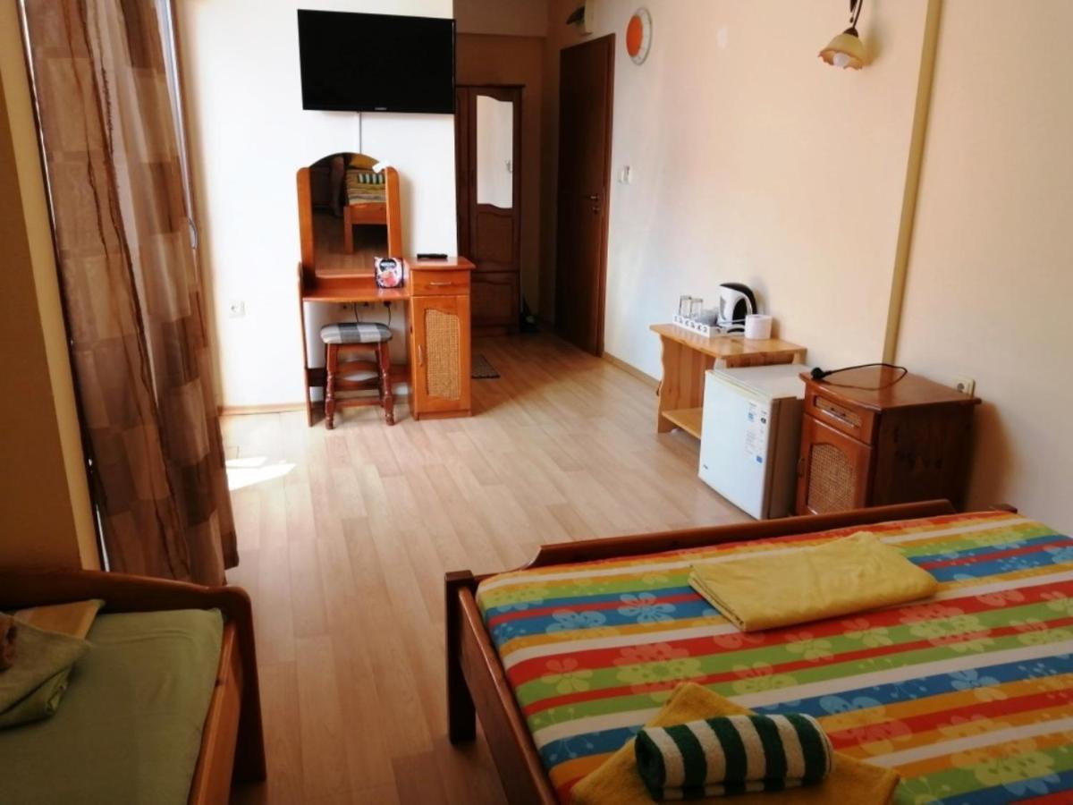 Guest House Zora - Sarafovo Burgas Extérieur photo