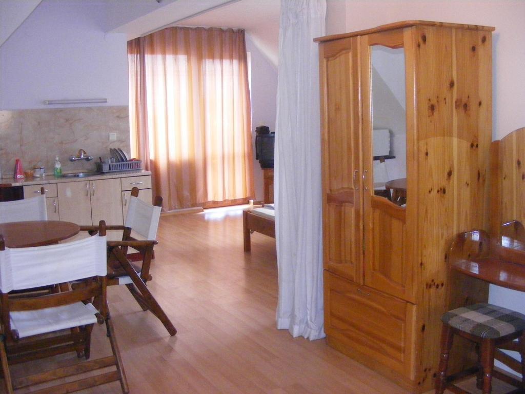 Guest House Zora - Sarafovo Burgas Extérieur photo