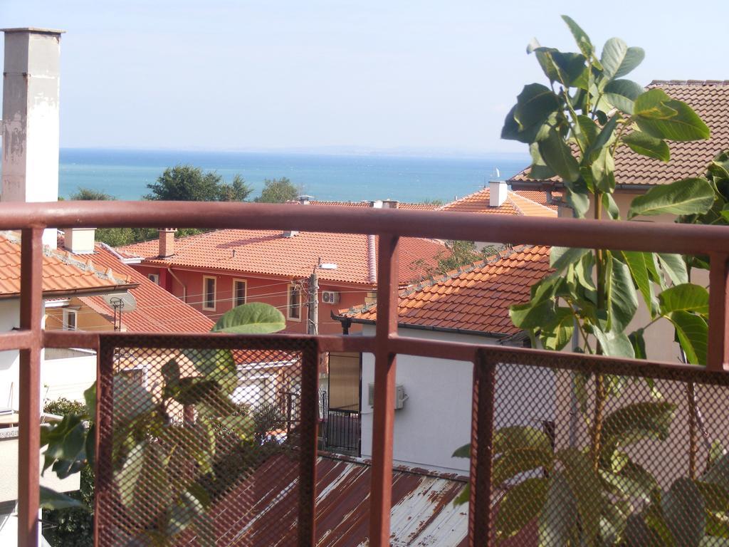 Guest House Zora - Sarafovo Burgas Extérieur photo