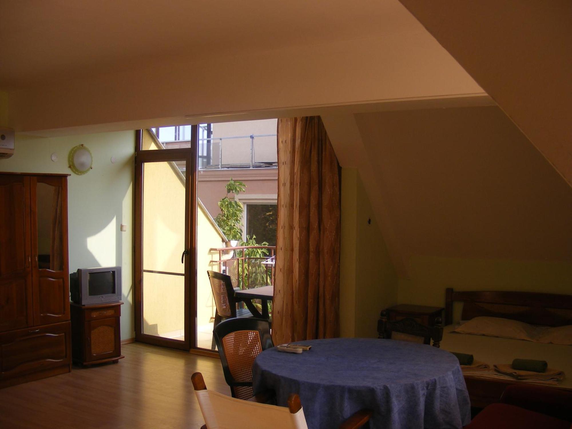 Guest House Zora - Sarafovo Burgas Extérieur photo