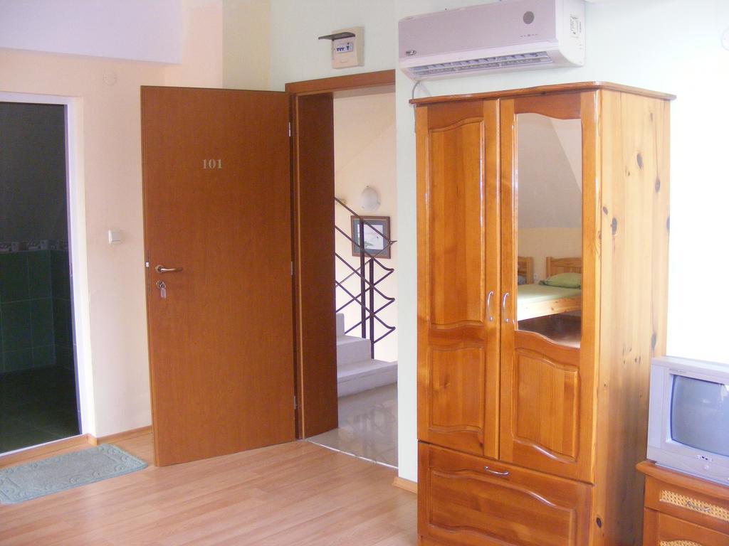 Guest House Zora - Sarafovo Burgas Extérieur photo