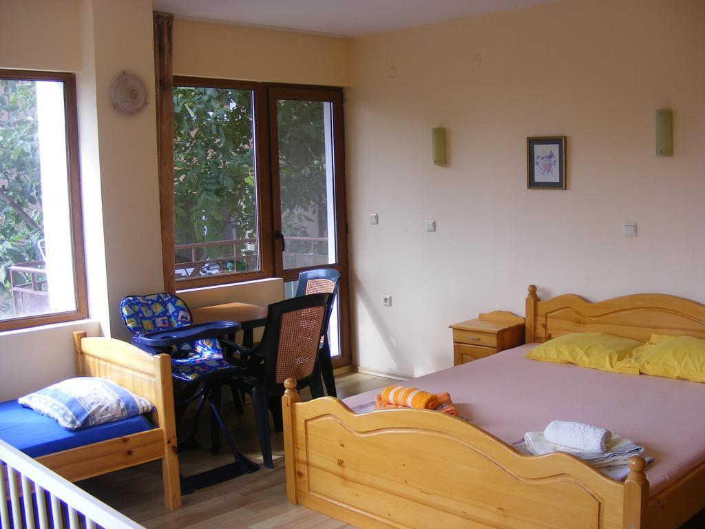 Guest House Zora - Sarafovo Burgas Extérieur photo