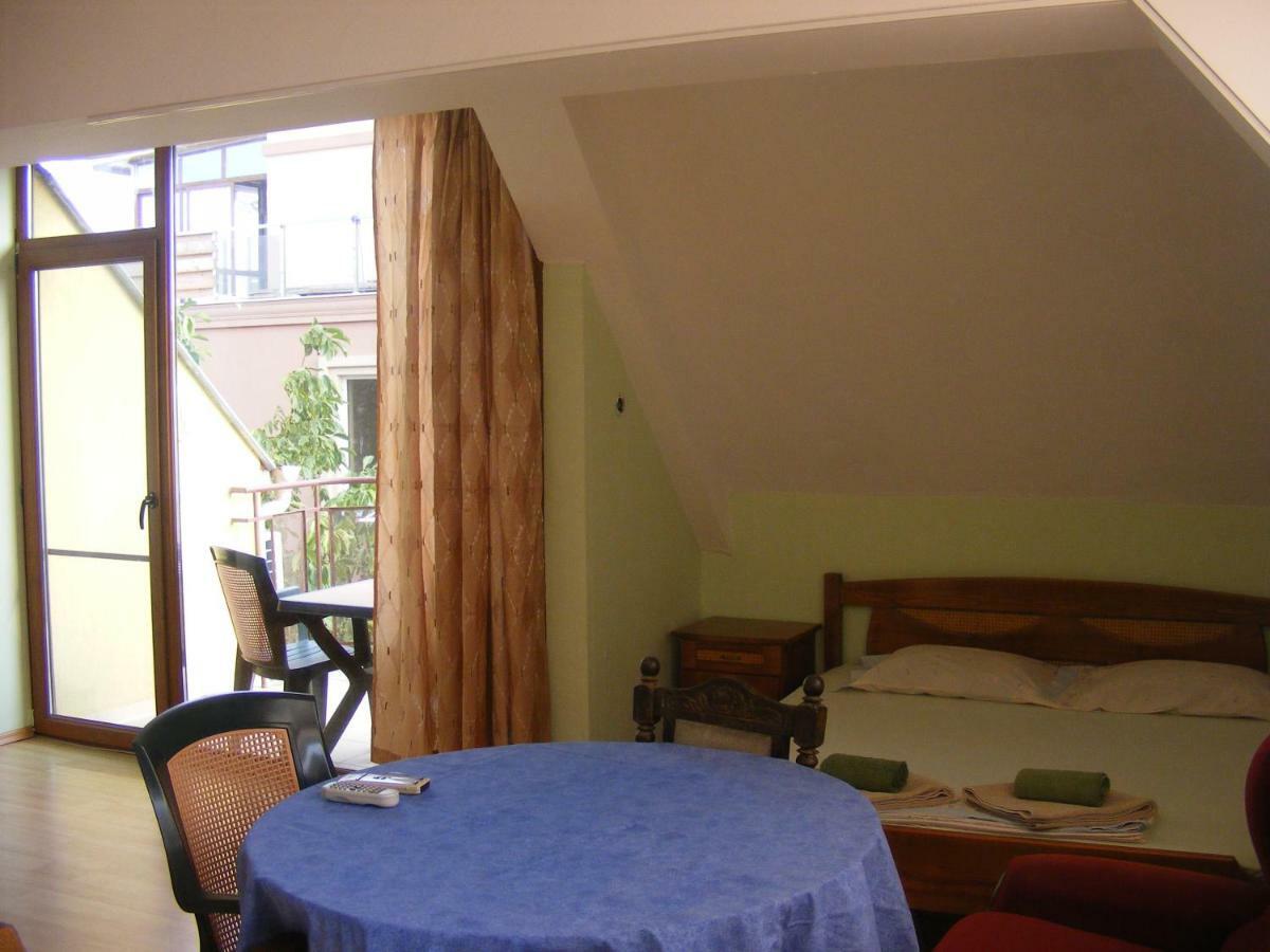 Guest House Zora - Sarafovo Burgas Extérieur photo